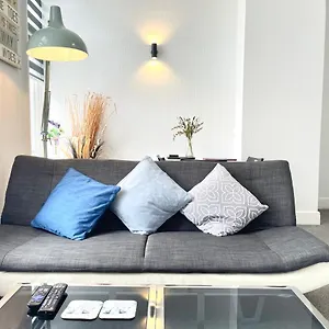  Apartment Modern Family Free Parking And Gym By Beach