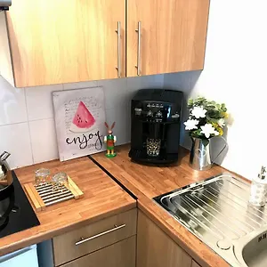 https://modern-boutique-studio-apartment.tophotelsbath.com